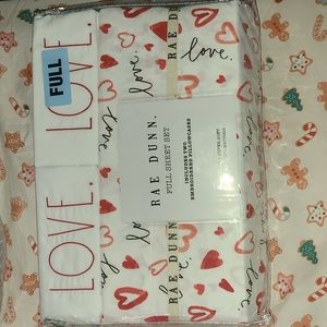 Rae Dunn valentine's full sheet set